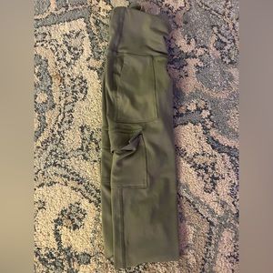 old navy green leggings